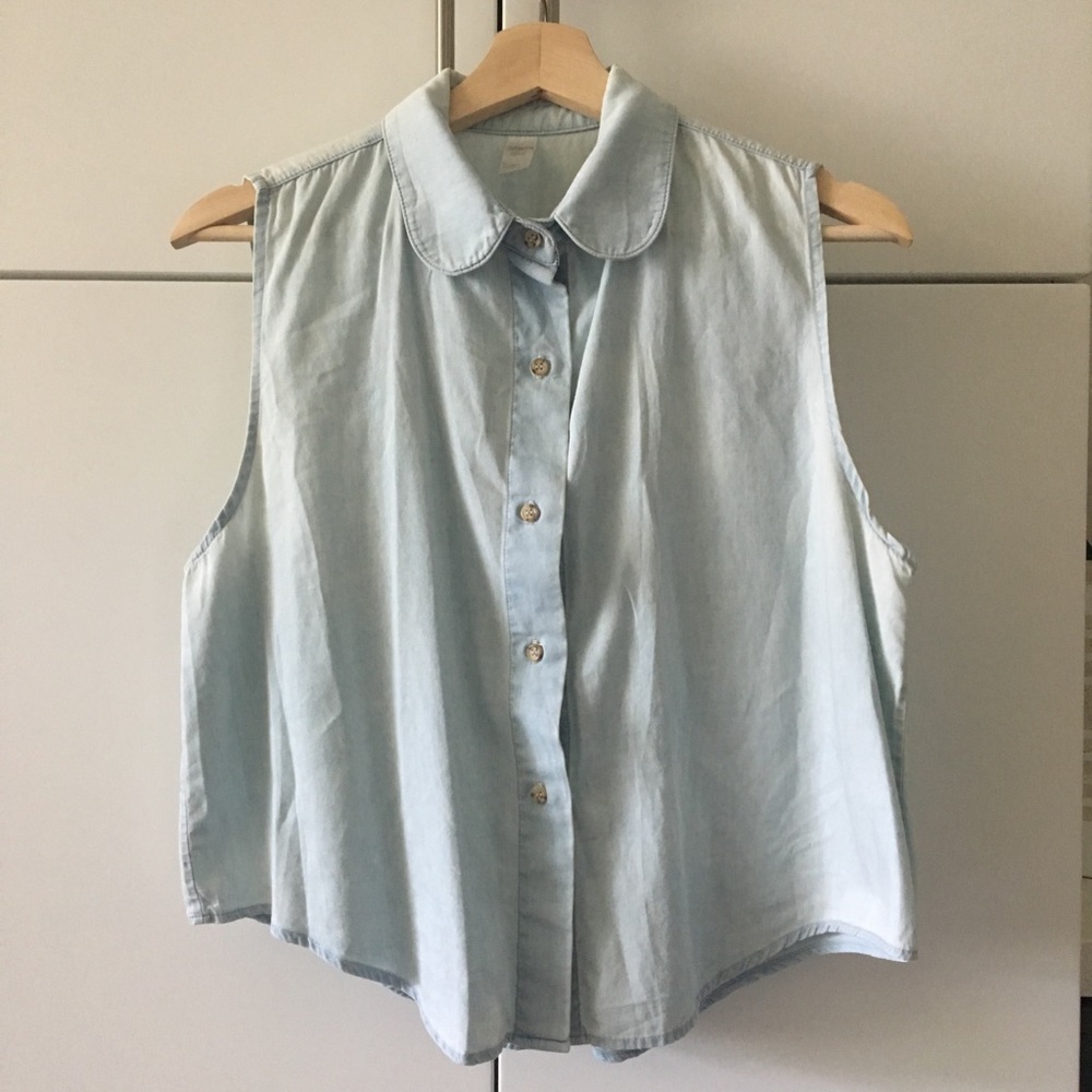 Scalloped Collar Tank Top